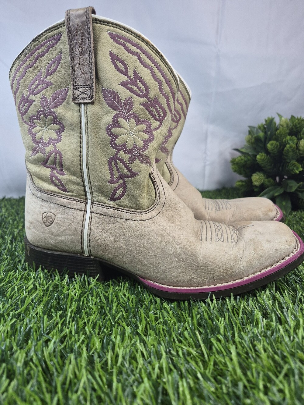 Ariat Women’s Western Cowboy Boots Size 4.5 Tan Pink Floral Leather 10034066
